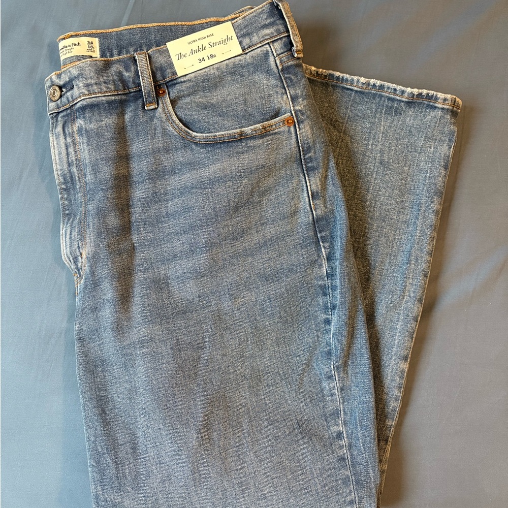 Abercrombie & Fitch Women's Blue Straight Leg Jeans